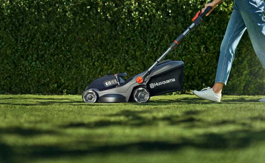 Husqvarna Aspire™ Batteridriven Gräsklippare LC34A exkl. batteri & laddare - Bild 4