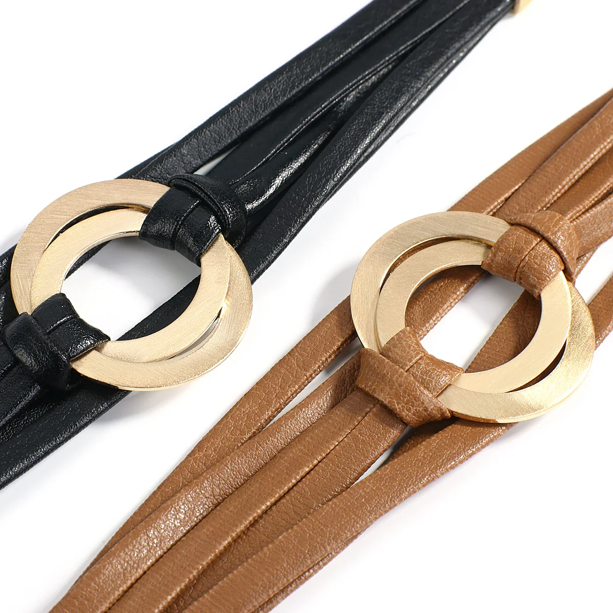 Snyggt armband i flera lager och stilrena detaljer - Bild 3