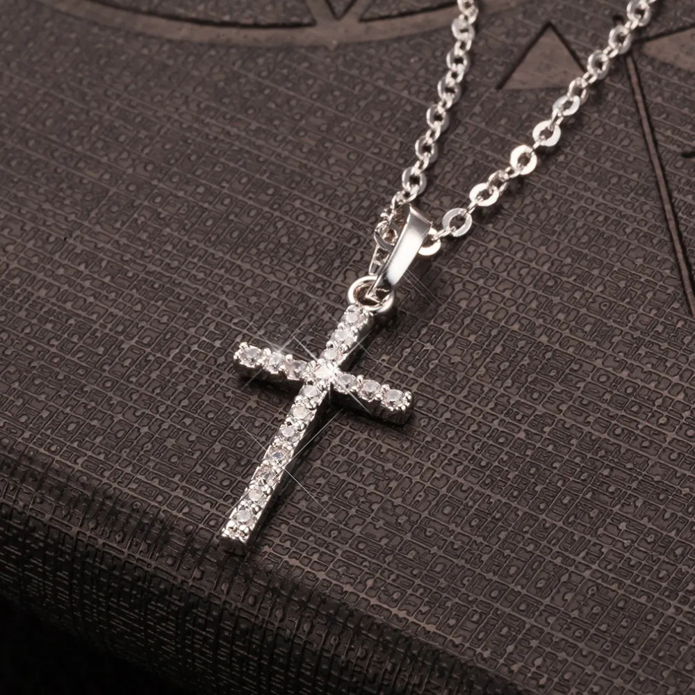 Halsband med kors - med och utan stenar - Bild 5