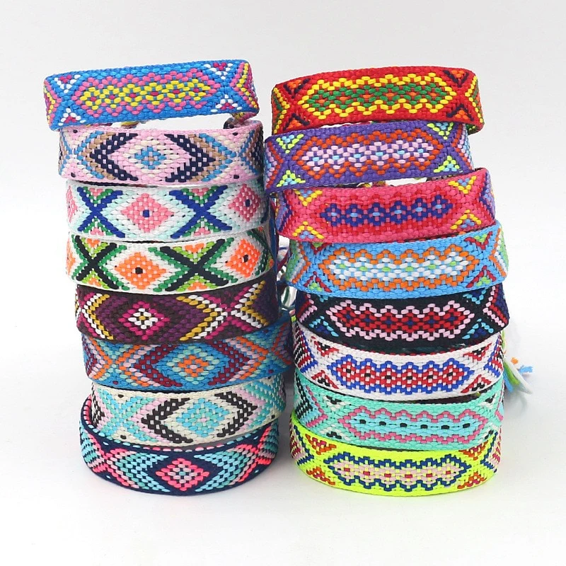 Tygarmband med tofsar (26 olika modeller) - Bild 6